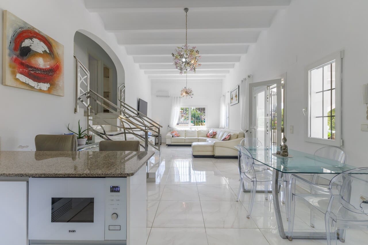 3 slaapkamer Villa te koop in Javea / Xabia met zwembad garage - € 1.125.000 (Ref: 9953215)