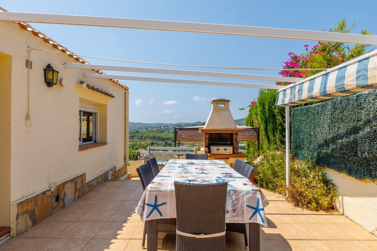 5 soveværelse Villa til salg i Javea / Xabia med swimmingpool garage - € 749.000 (Ref: 9997710)