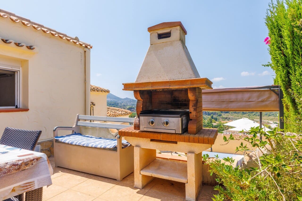 5 soveværelse Villa til salg i Javea / Xabia med swimmingpool garage - € 749.000 (Ref: 9997710)