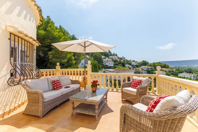 5 soveværelse Villa til salg i Javea / Xàbia med swimmingpool garage - € 749.000 (Ref: 9997710)