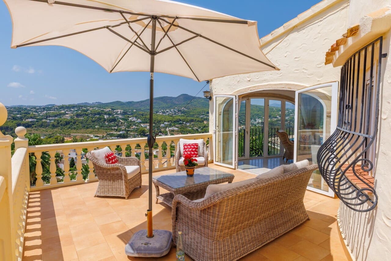 5 soveværelse Villa til salg i Javea / Xabia med swimmingpool garage - € 749.000 (Ref: 9997710)