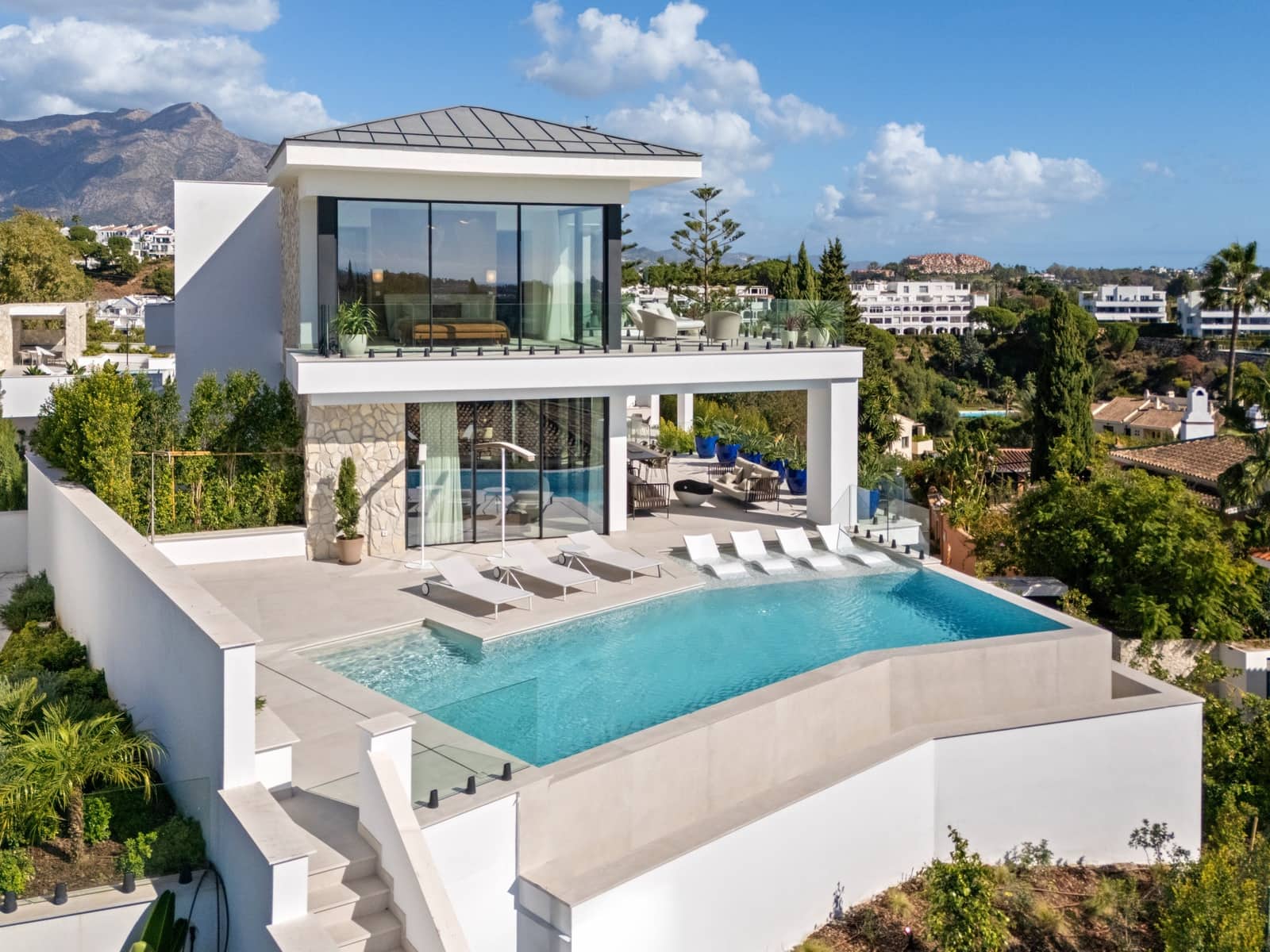 5 slaapkamer Villa te koop in Benahavis met zwembad garage - € 5.195.000 (Ref: 10003598)