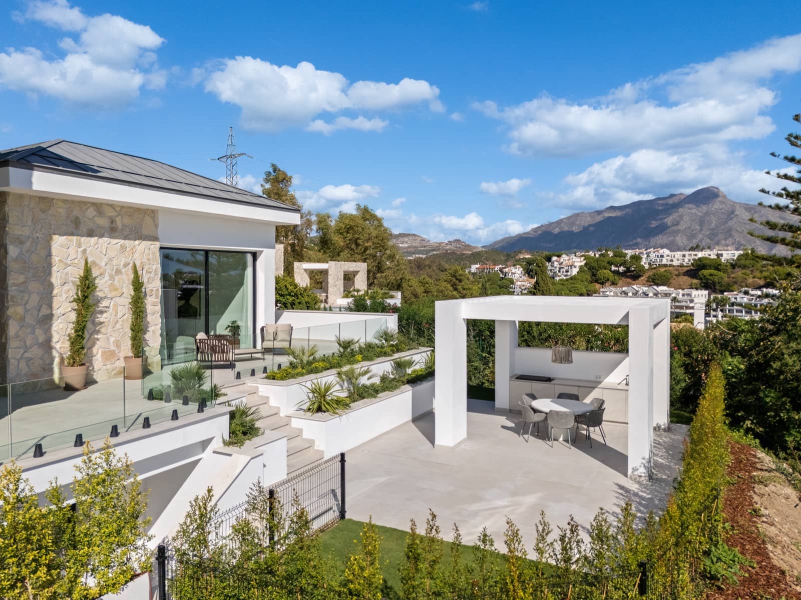 5 slaapkamer Villa te koop in Benahavis met zwembad garage - € 5.195.000 (Ref: 10003598)
