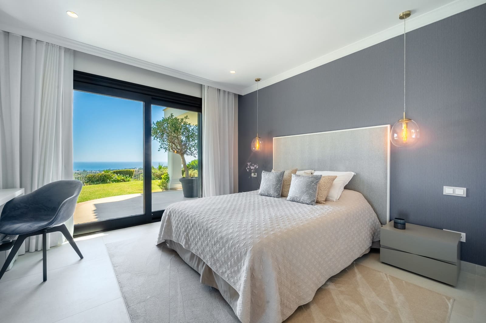 6 quarto Moradia para venda em Marbella com piscina garagem - 8 995 000 € (Ref: 10011143)
