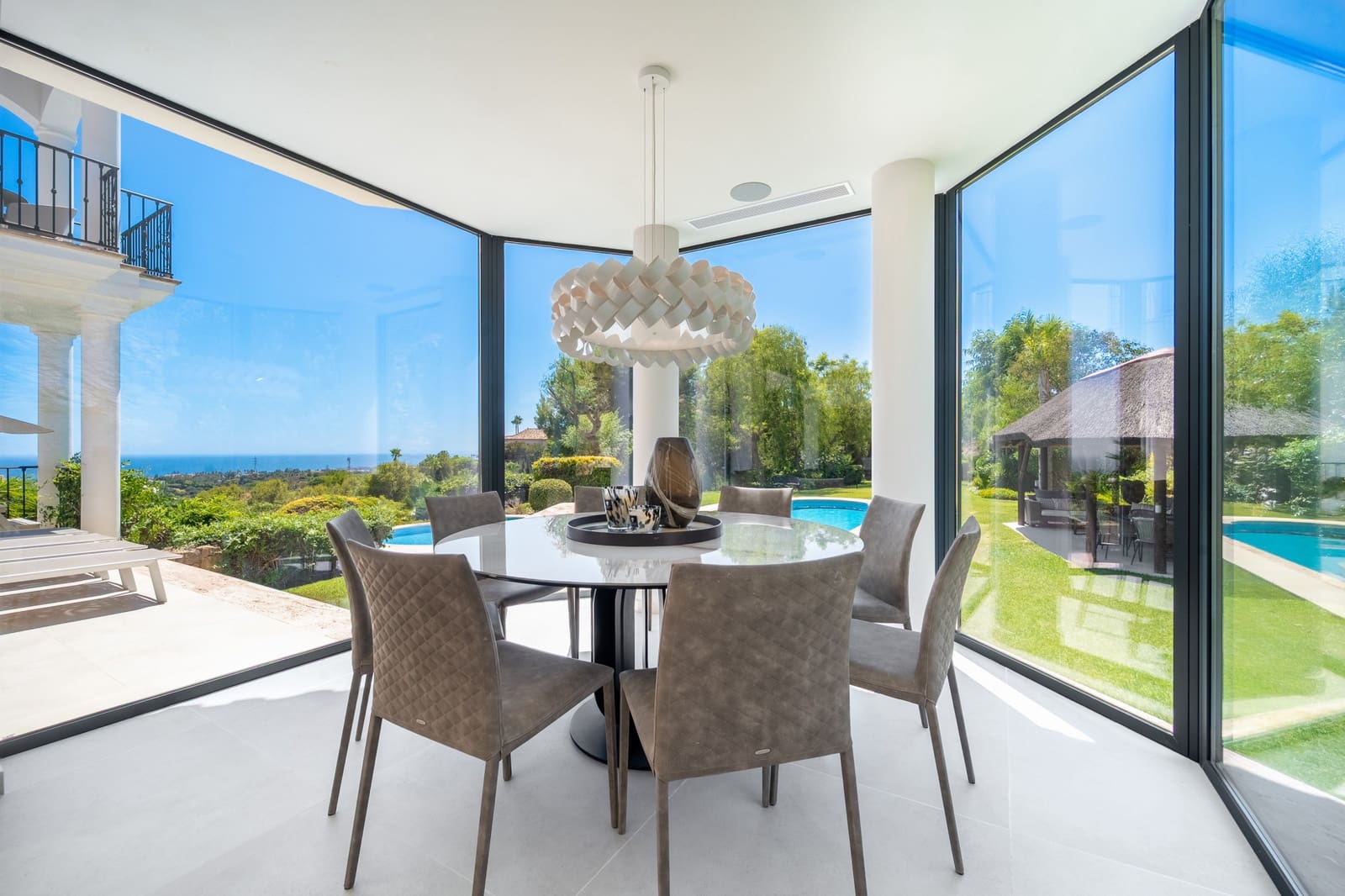 6 quarto Moradia para venda em Marbella com piscina garagem - 8 995 000 € (Ref: 10011143)