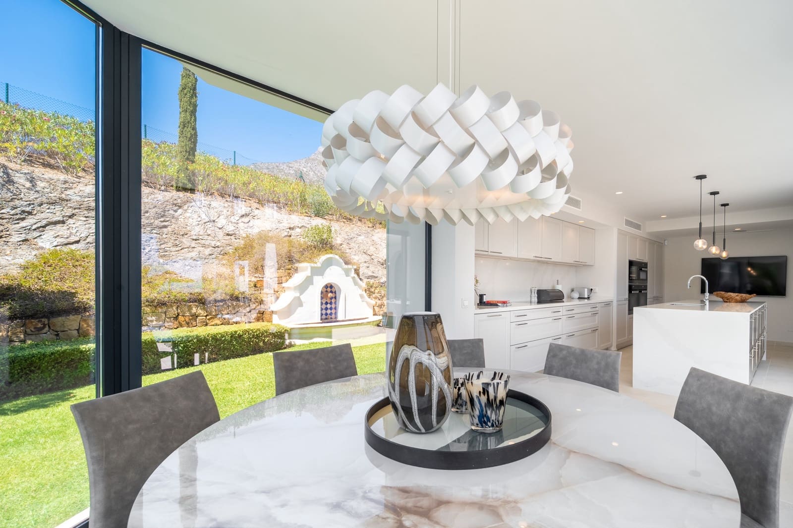 6 quarto Moradia para venda em Marbella com piscina garagem - 8 995 000 € (Ref: 10011143)