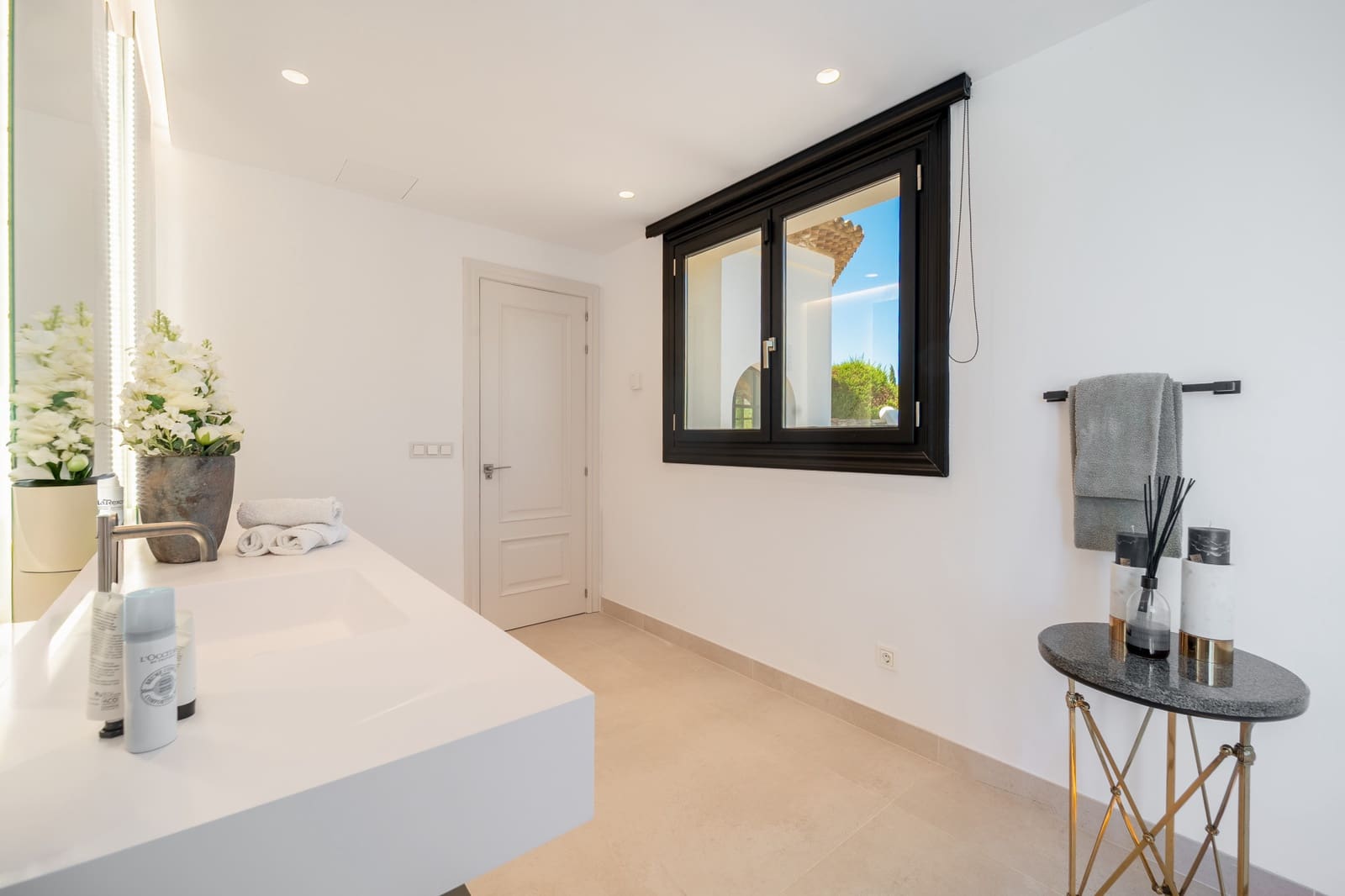 6 quarto Moradia para venda em Marbella com piscina garagem - 8 995 000 € (Ref: 10011143)