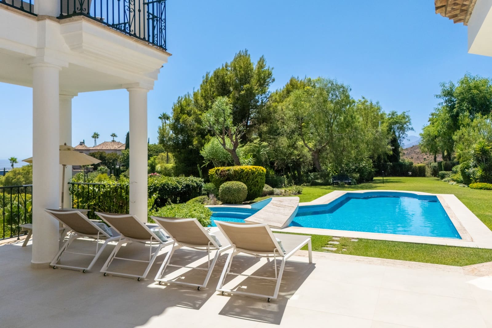6 quarto Moradia para venda em Marbella com piscina garagem - 8 995 000 € (Ref: 10011143)