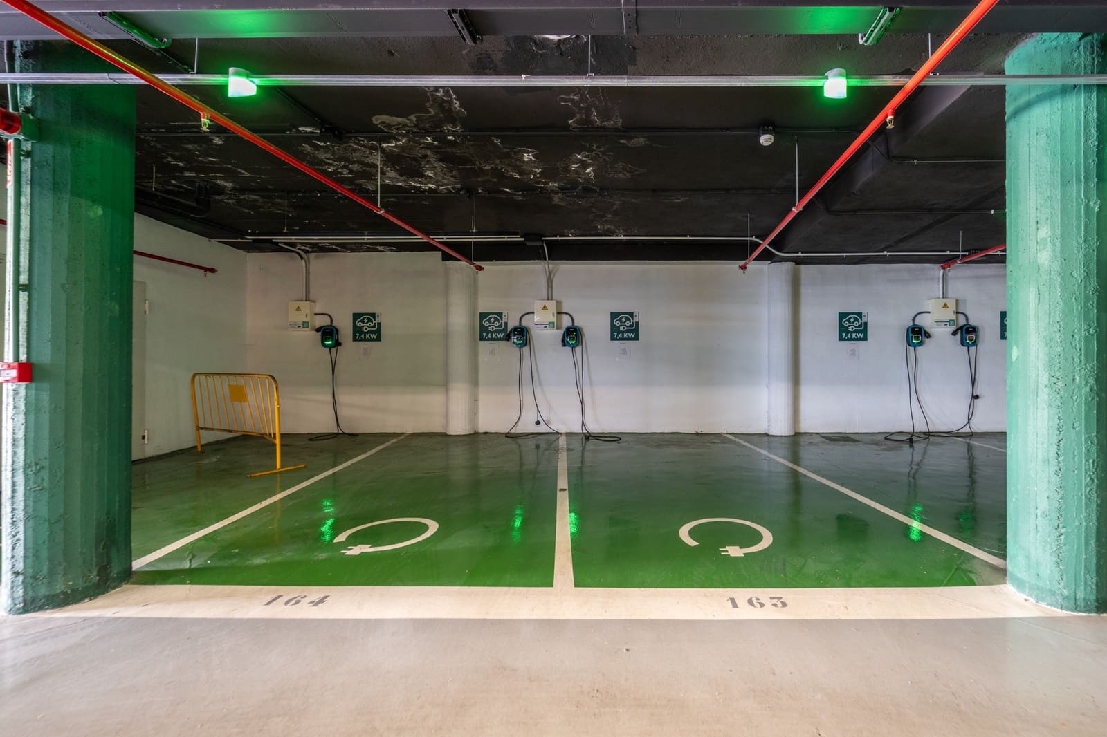Local Commercial à vendre à Marbella avec garage - 4 500 000 € (Ref: 10011144)