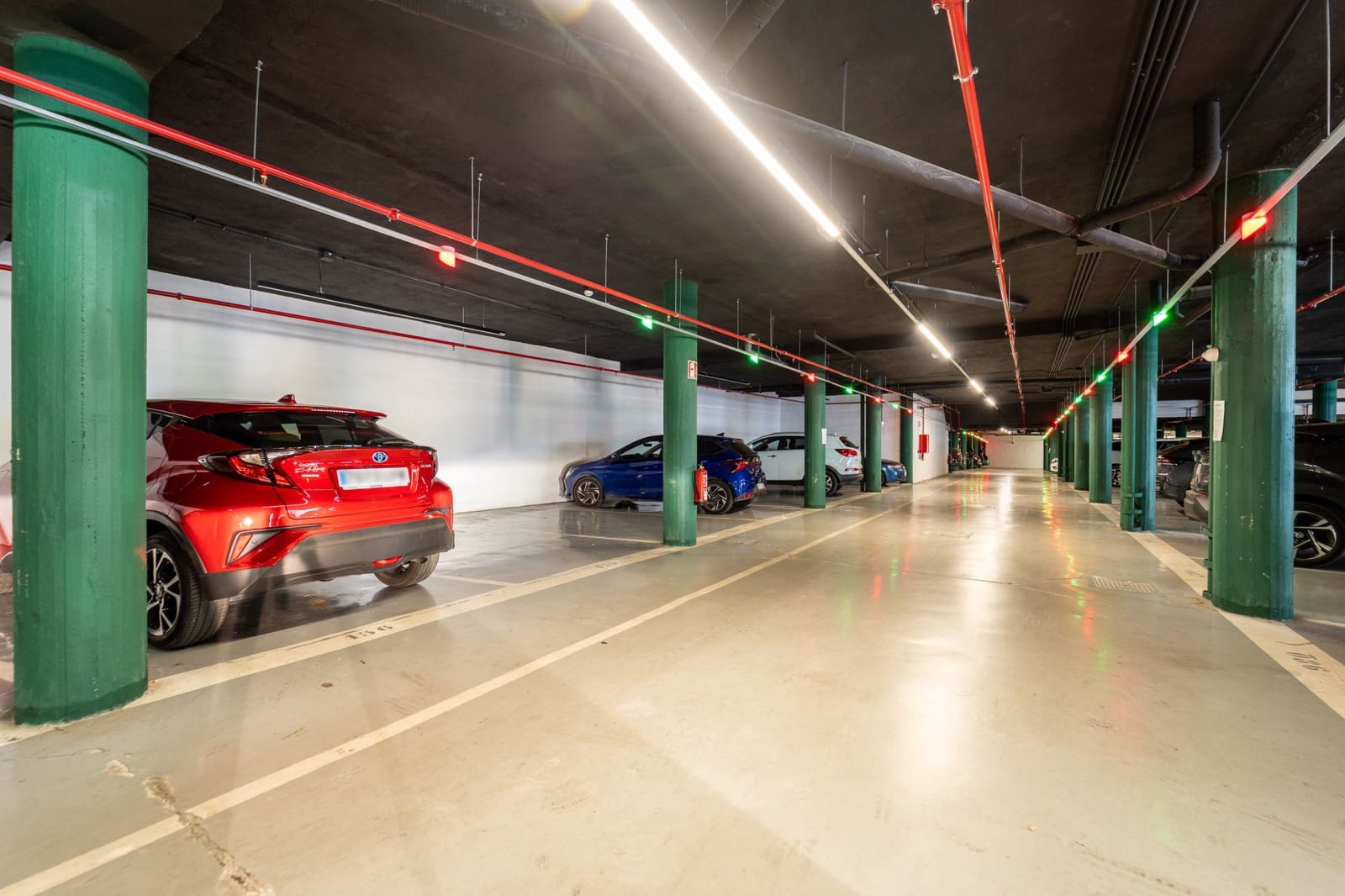 Local Commercial à vendre à Marbella avec garage - 4 500 000 € (Ref: 10011144)