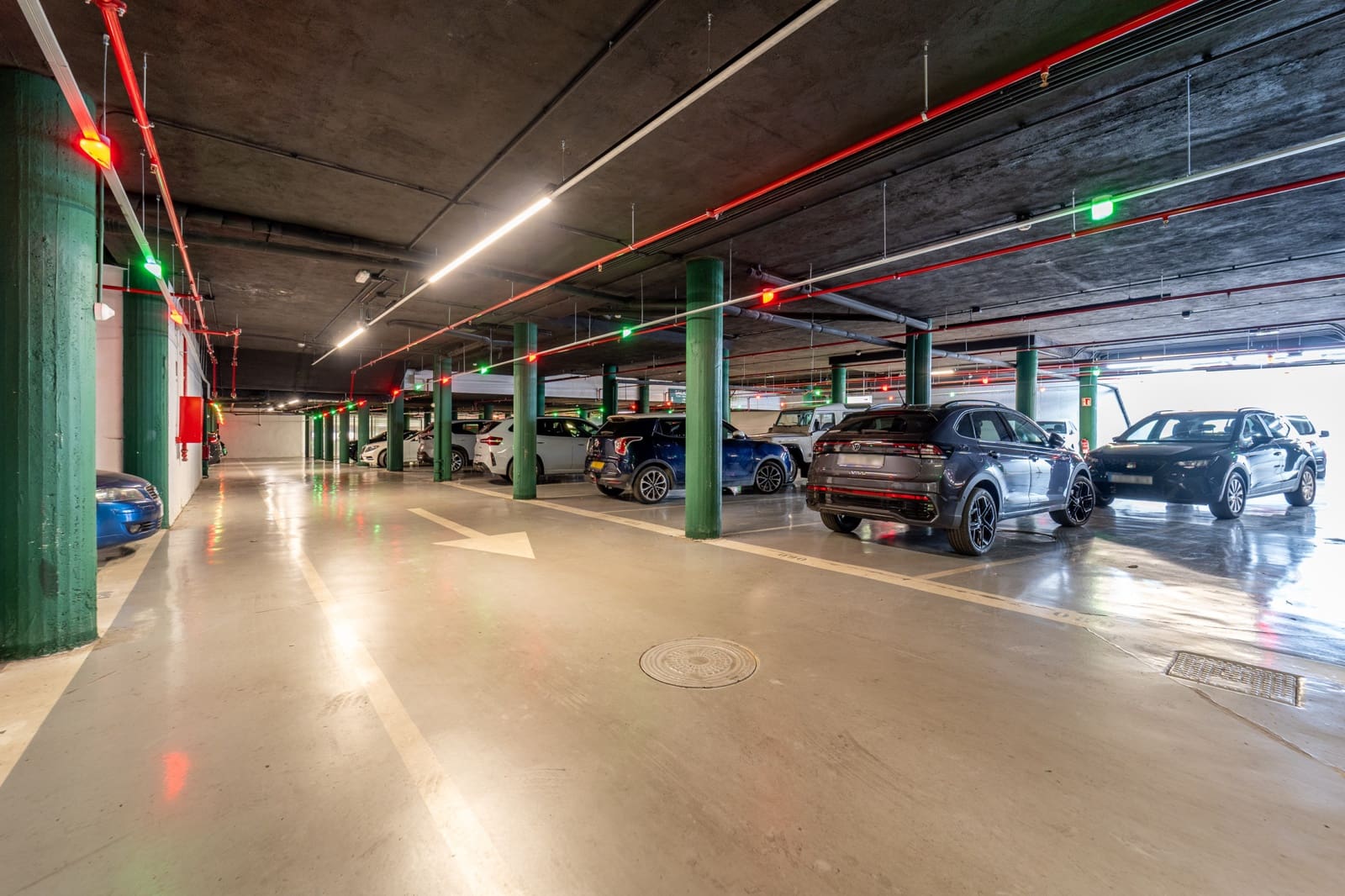 Local Commercial à vendre à Marbella avec garage - 4 500 000 € (Ref: 10011144)