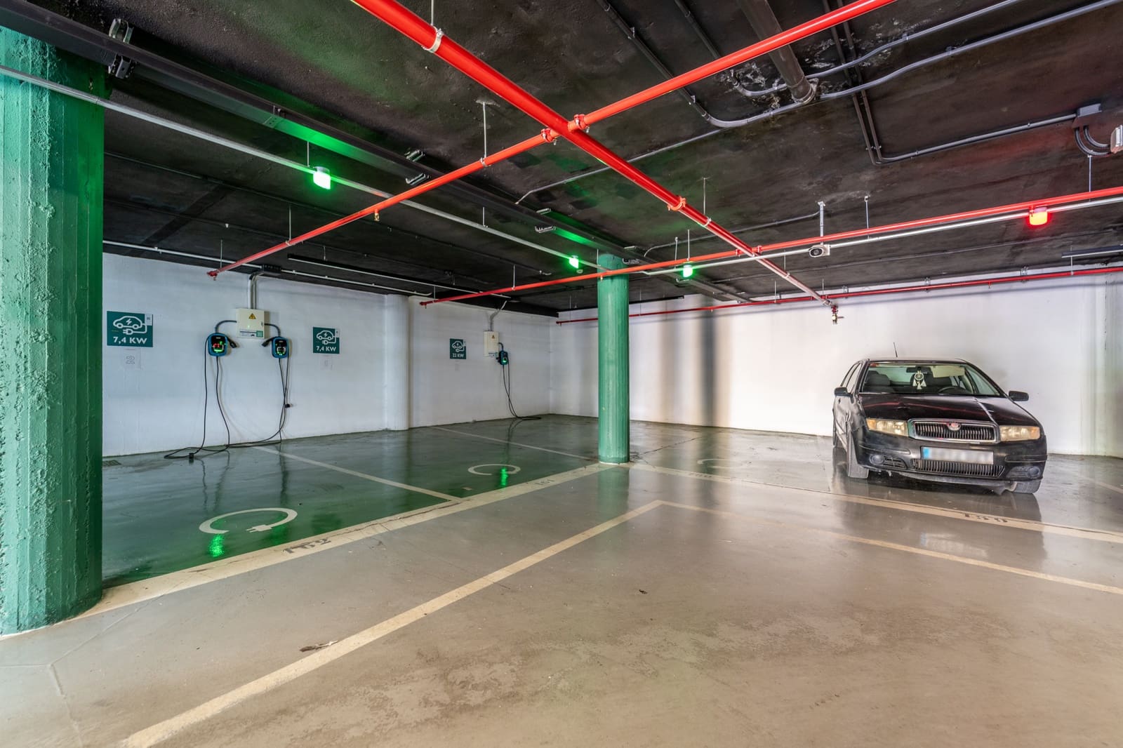 Local Commercial à vendre à Marbella avec garage - 4 500 000 € (Ref: 10011144)