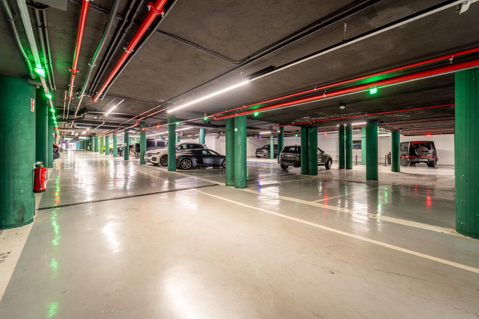 Local Commercial à vendre à Marbella avec garage - 4 500 000 € (Ref: 10011144)