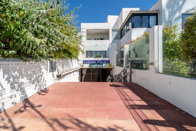 Local Commercial à vendre à Marbella avec garage - 4 500 000 € (Ref: 10011144)