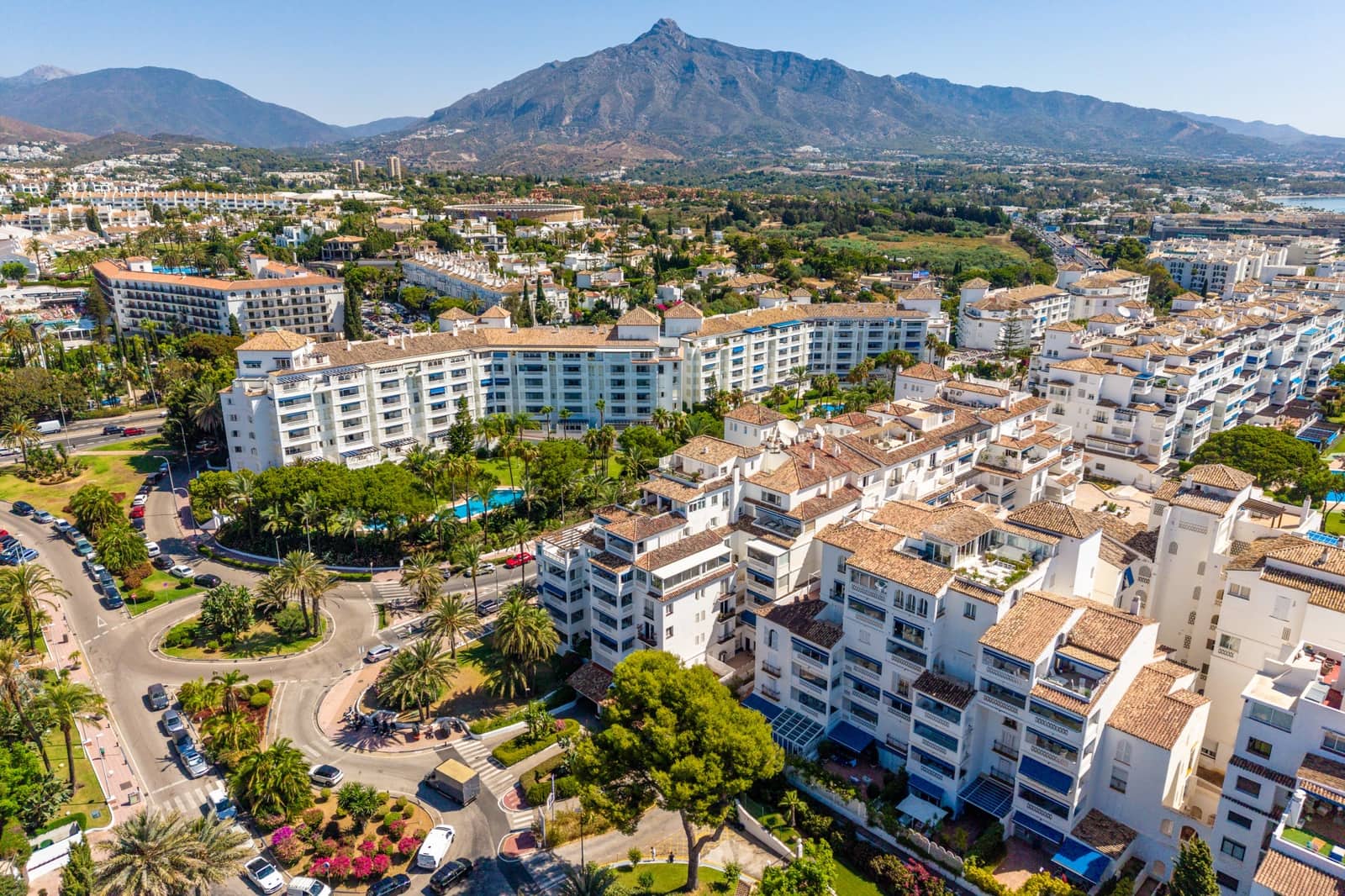 Local Commercial à vendre à Marbella avec garage - 4 500 000 € (Ref: 10011144)