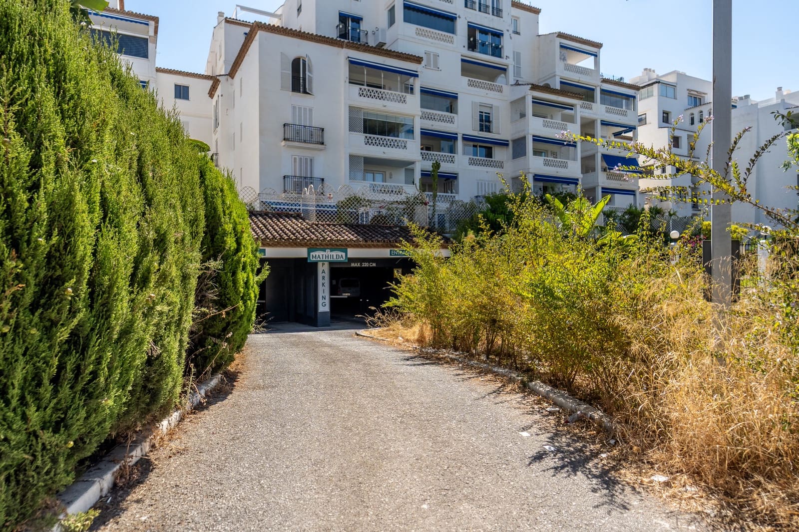 Local Commercial à vendre à Marbella avec garage - 4 500 000 € (Ref: 10011144)