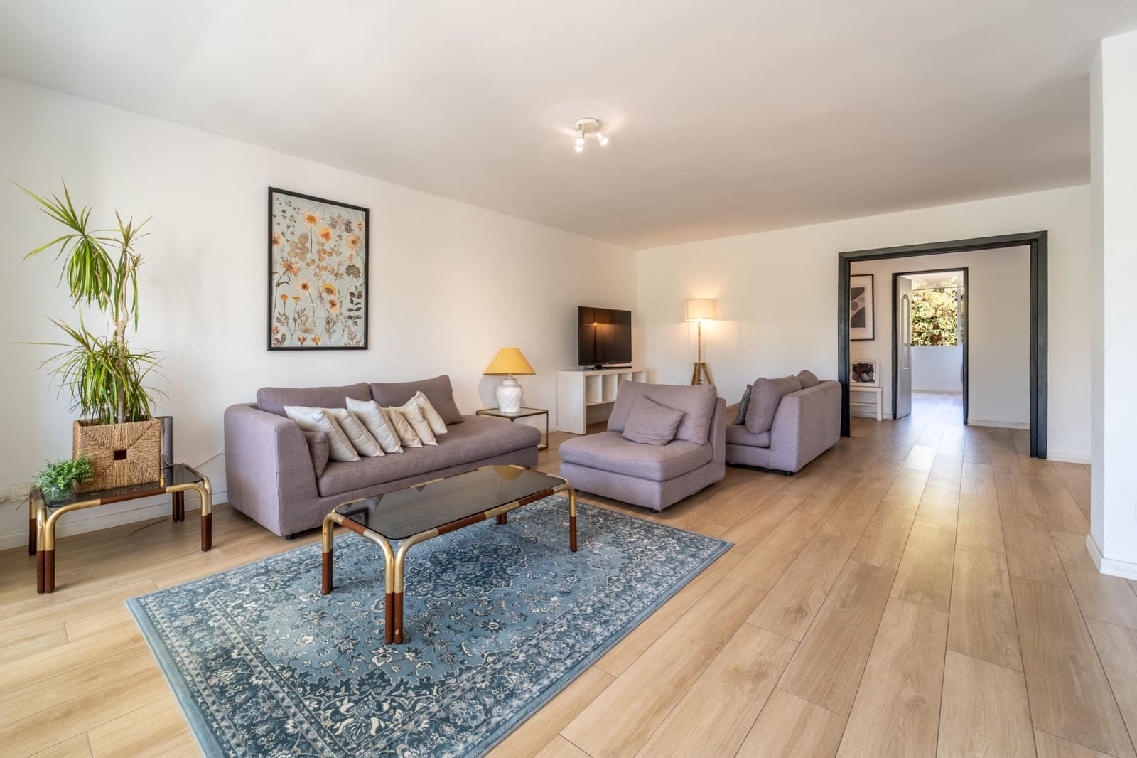 3 quarto Apartamento para arrendar em Marbella com piscina garagem - 3 500 € (Ref: 10012615)