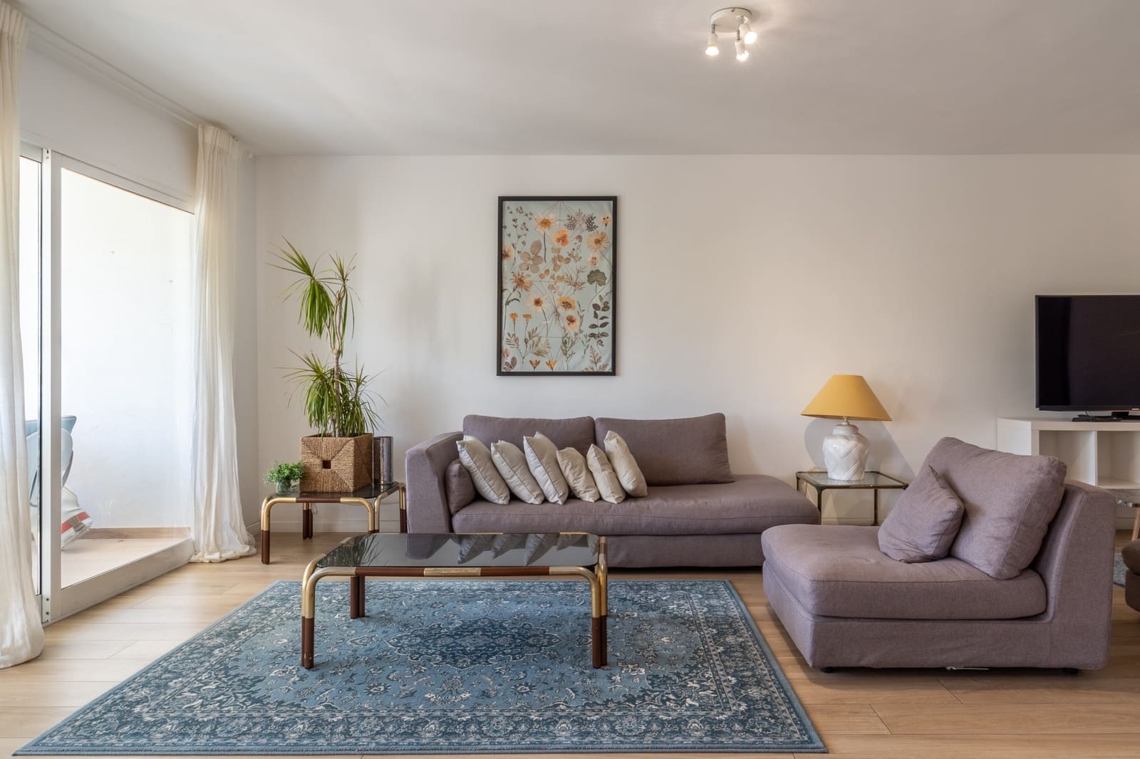 3 quarto Apartamento para arrendar em Marbella com piscina garagem - 3 500 € (Ref: 10012615)