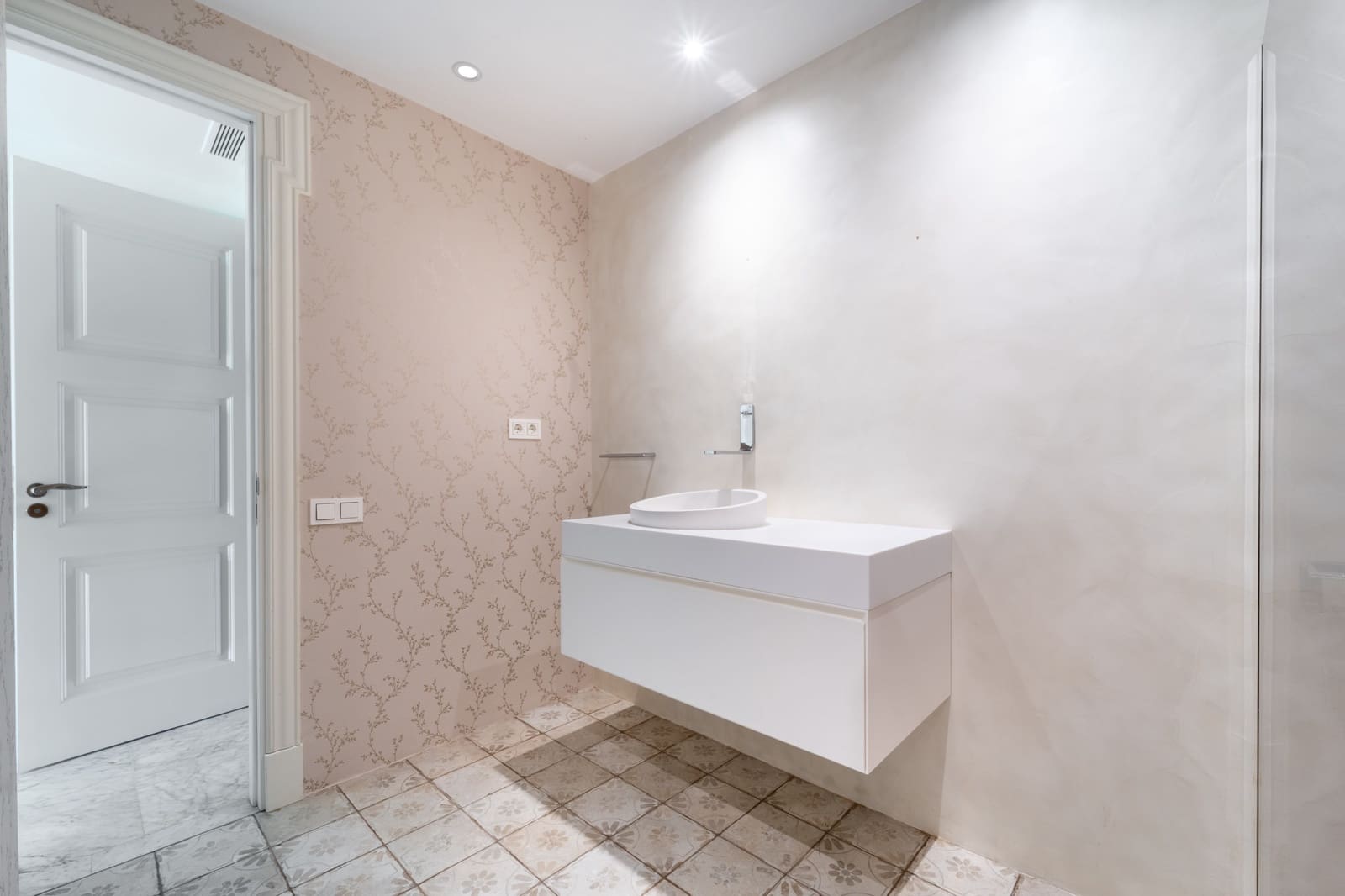 2 sovrum Lägenhet till salu i Marbella med pool garage - 2 250 000 € (Ref: 10012997)