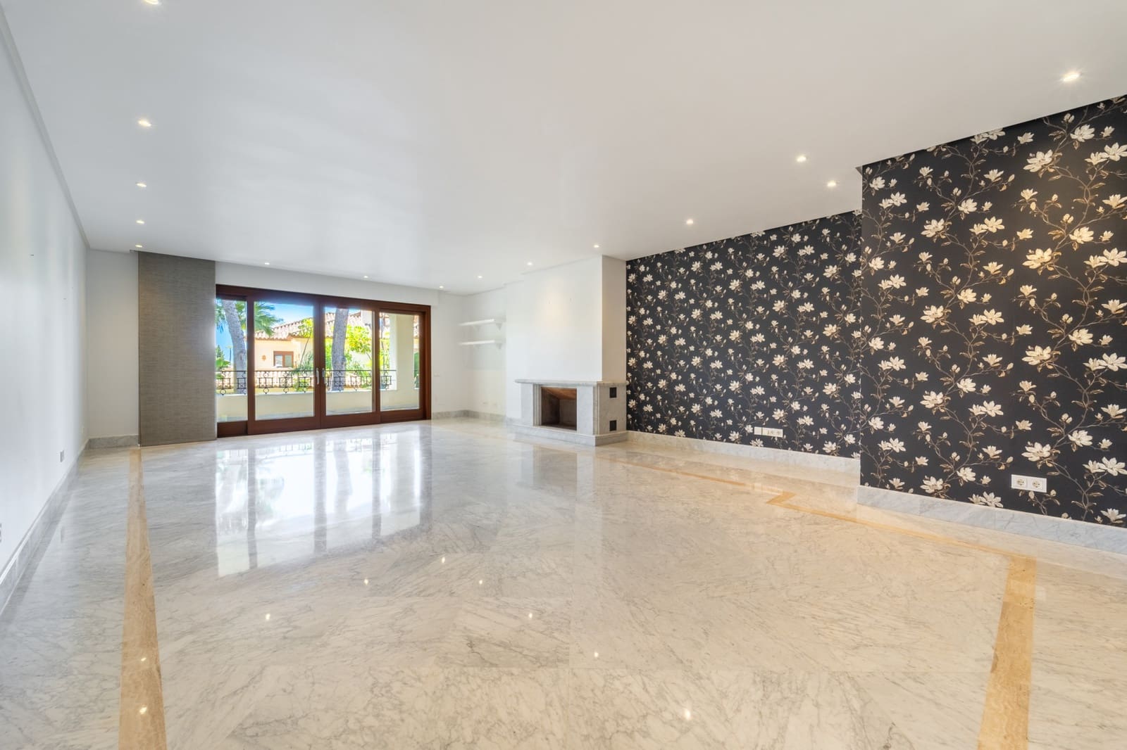 2 sovrum Lägenhet till salu i Marbella med pool garage - 2 250 000 € (Ref: 10012997)