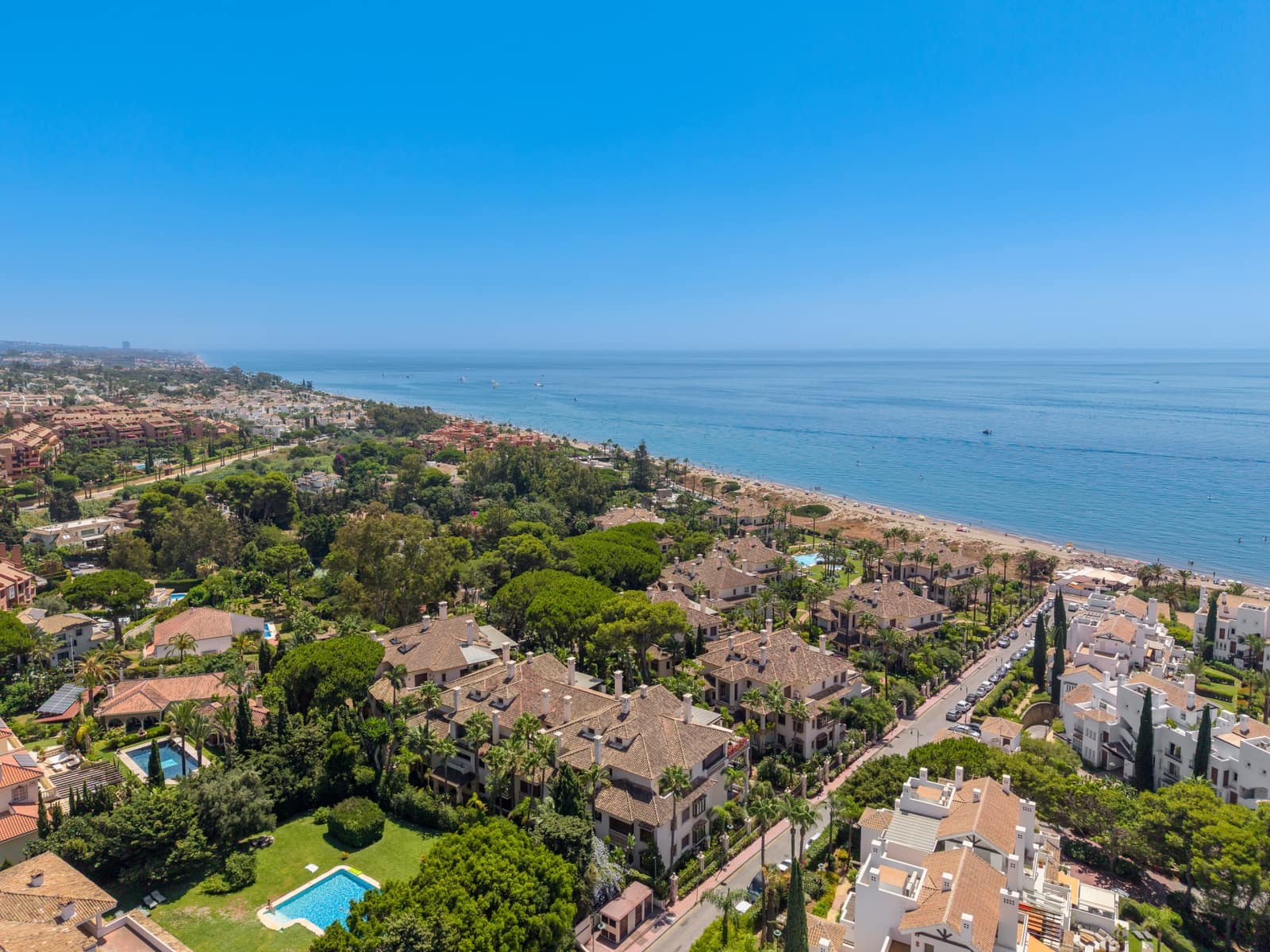 2 sovrum Lägenhet till salu i Marbella med pool garage - 2 250 000 € (Ref: 10012997)