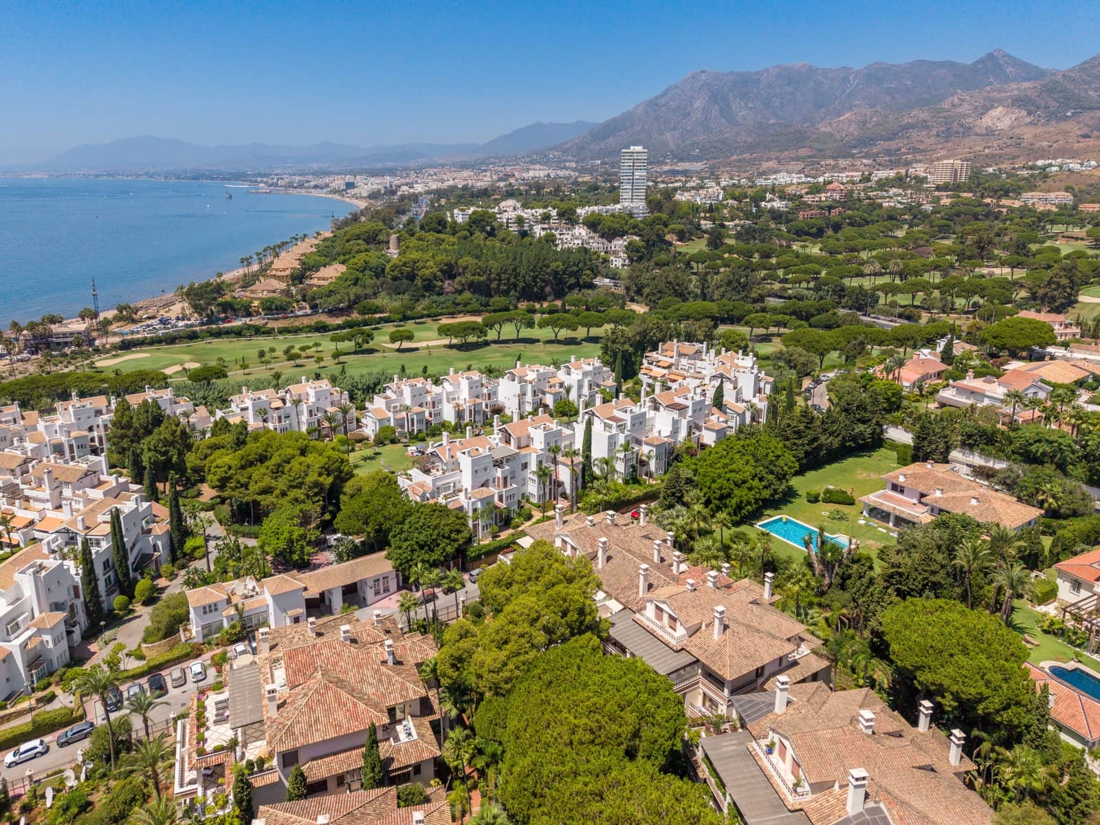 2 sovrum Lägenhet till salu i Marbella med pool garage - 2 250 000 € (Ref: 10012997)