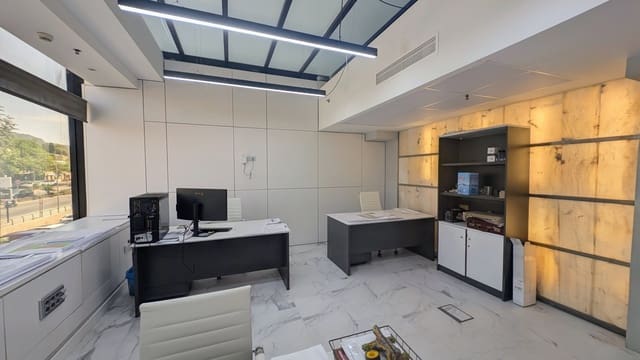 Escritório para arrendar em Marbella - 1 700 € (Ref: 10014864)