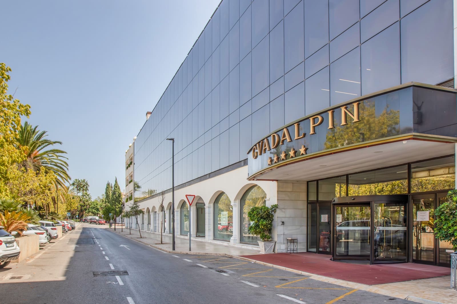 Escritório para arrendar em Marbella - 1 700 € (Ref: 10014864)