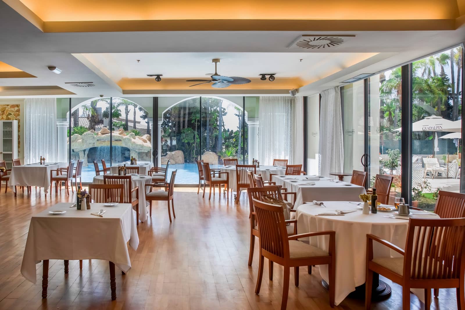 Escritório para arrendar em Marbella - 1 700 € (Ref: 10014864)