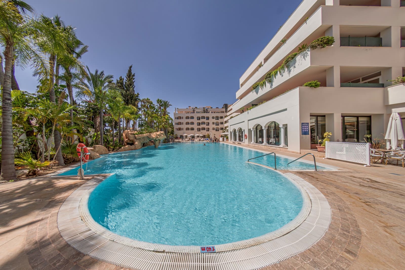 Escritório para arrendar em Marbella - 1 700 € (Ref: 10014864)
