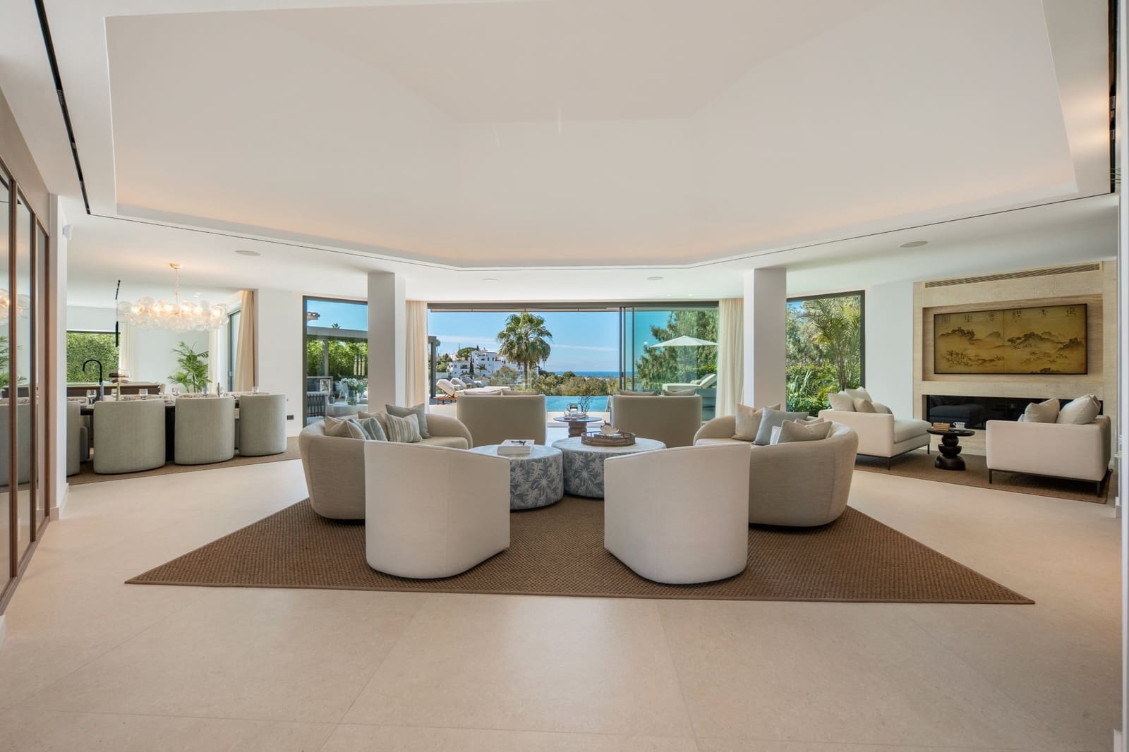6 bedroom Villa for sale in Benahavis with pool garage - € 7,470,000 (Ref: 10015213)