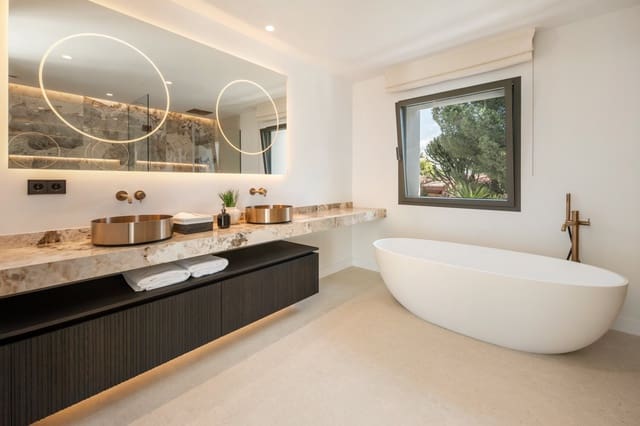 6 bedroom Villa for sale in Benahavís with pool garage - € 7,470,000 (Ref: 10015213)