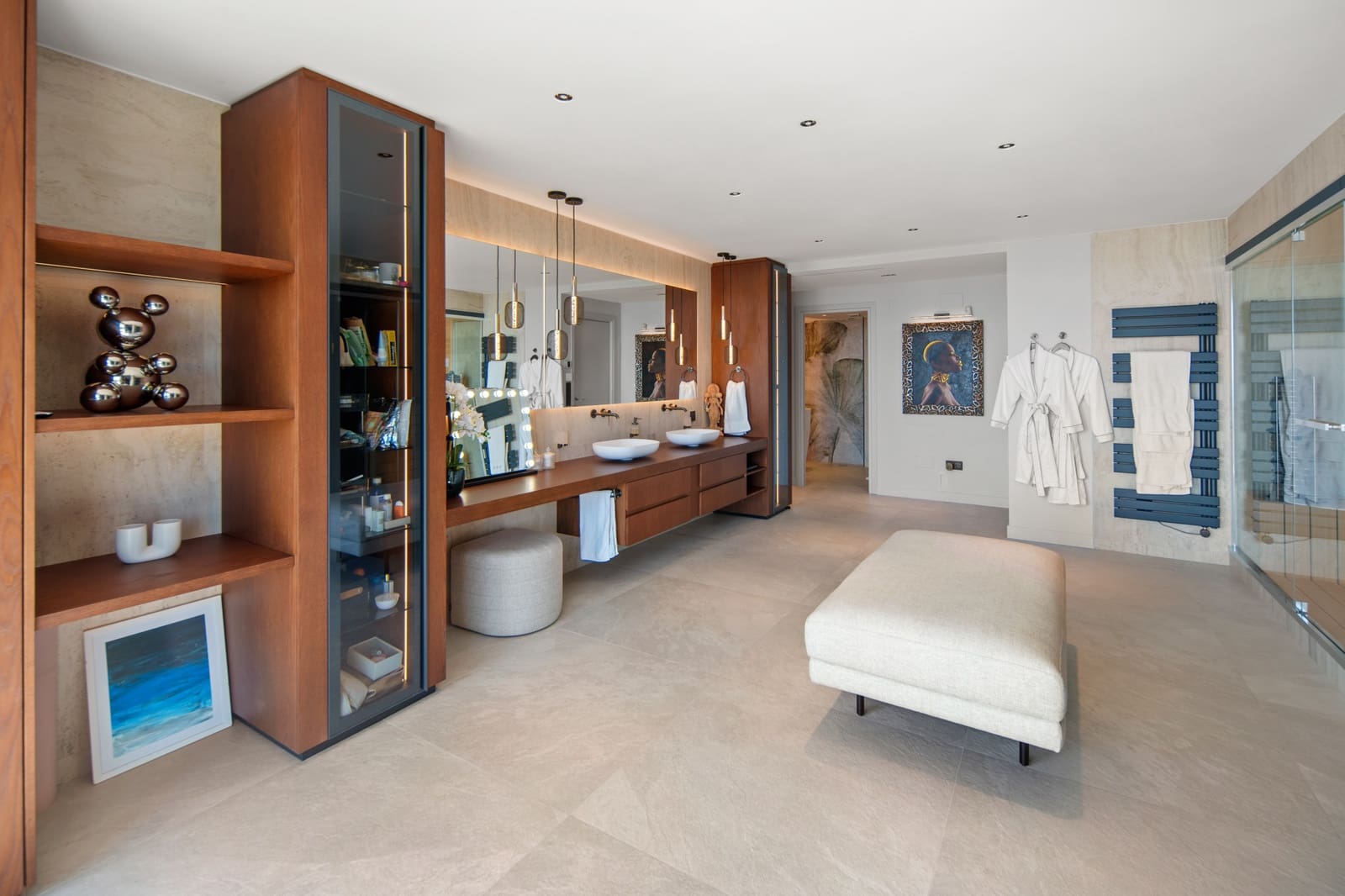 6 bedroom Villa for sale in Marbella with pool garage - € 3,550,000 (Ref: 10015214)