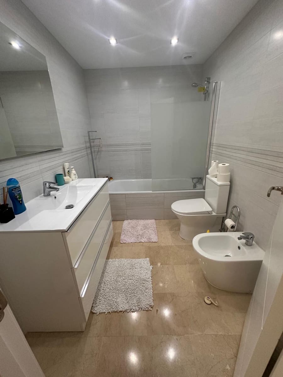 4 quarto Casa em Banda para arrendar em San Pedro de Alcantara com piscina garagem - 3 800 € (Ref: 10021705)