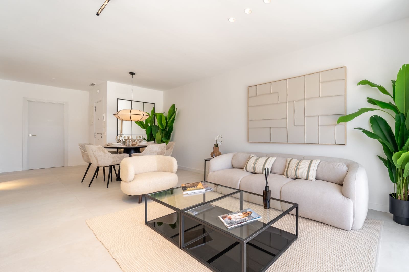 2 bedroom Penthouse for sale in Marbella with pool garage - € 945,000 (Ref: 10025634)