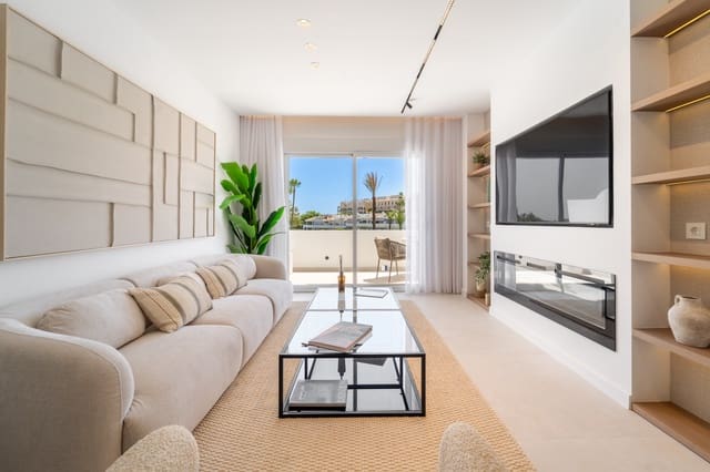 2 bedroom Penthouse for sale in Marbella with pool garage - € 945,000 (Ref: 10025634)