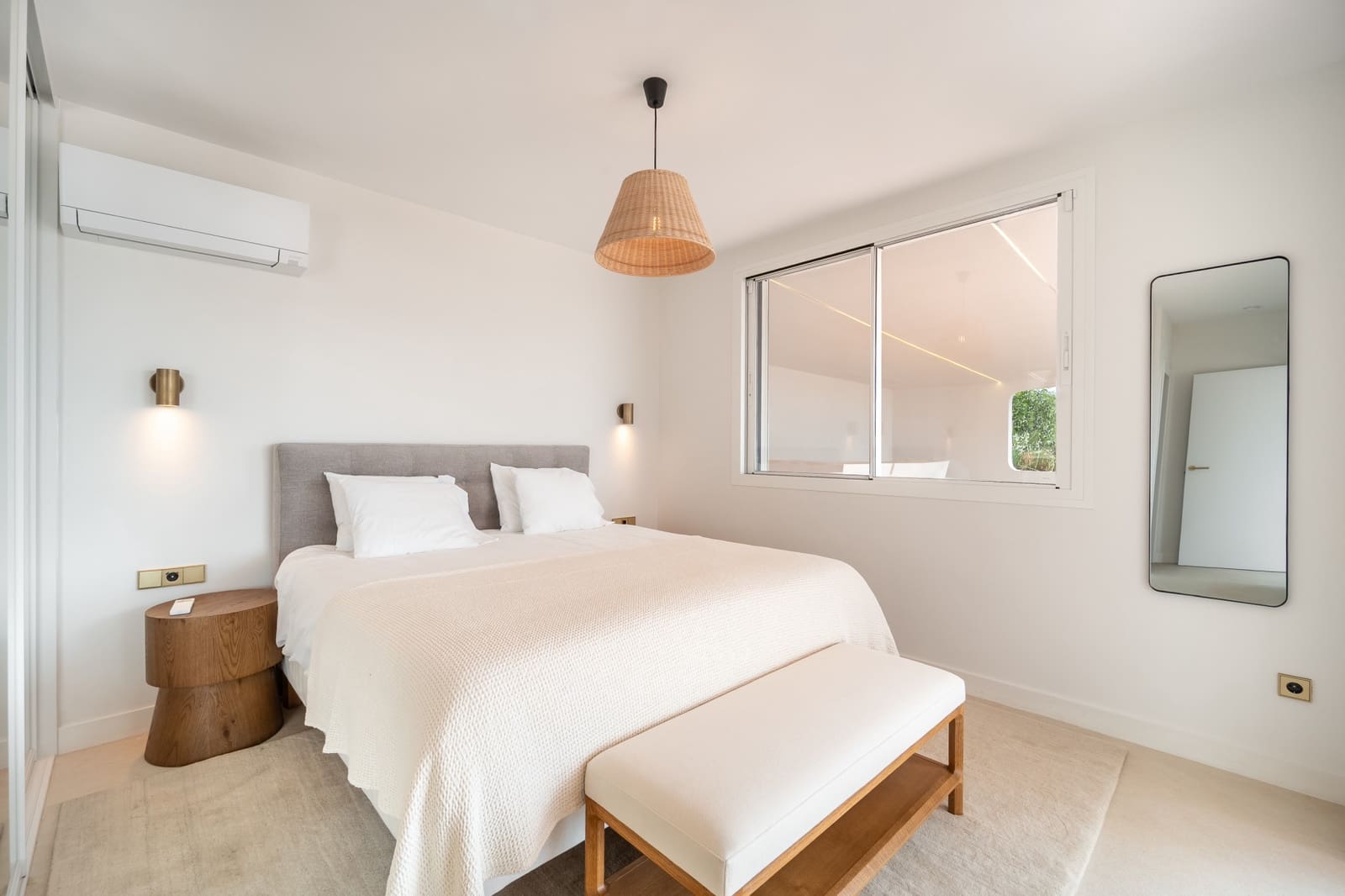 4 soverom Villa til salgs i Marbella med svømmebasseng garasje - € 2 480 000 (Ref: 10026975)