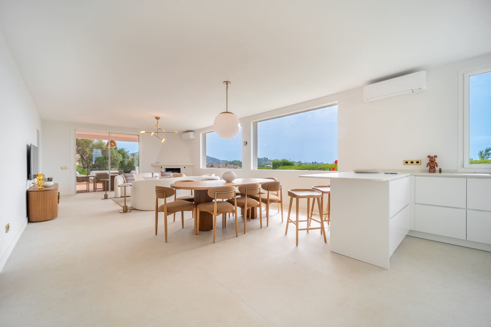 4 soverom Villa til salgs i Marbella med svømmebasseng garasje - € 2 480 000 (Ref: 10026975)