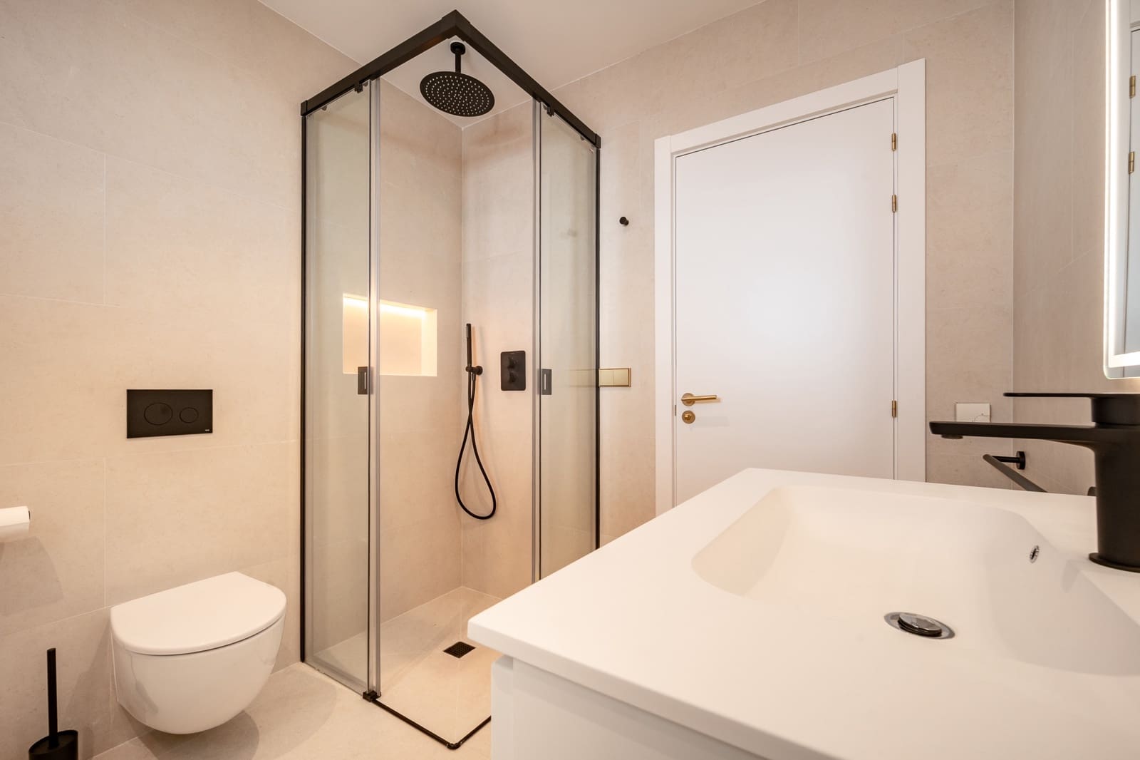 4 soverom Villa til salgs i Marbella med svømmebasseng garasje - € 2 480 000 (Ref: 10026975)