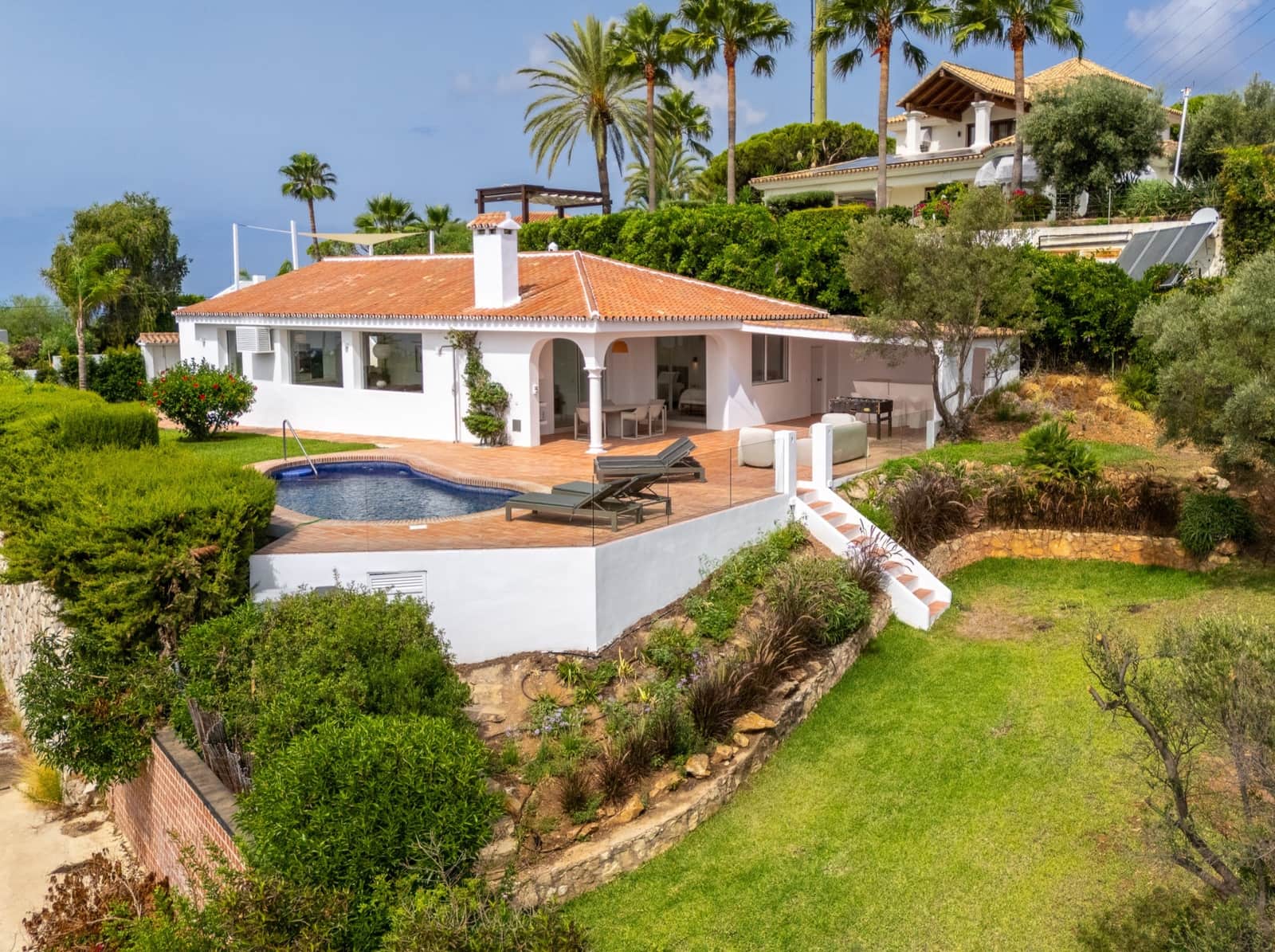 4 soverom Villa til salgs i Marbella med svømmebasseng garasje - € 2 480 000 (Ref: 10026975)