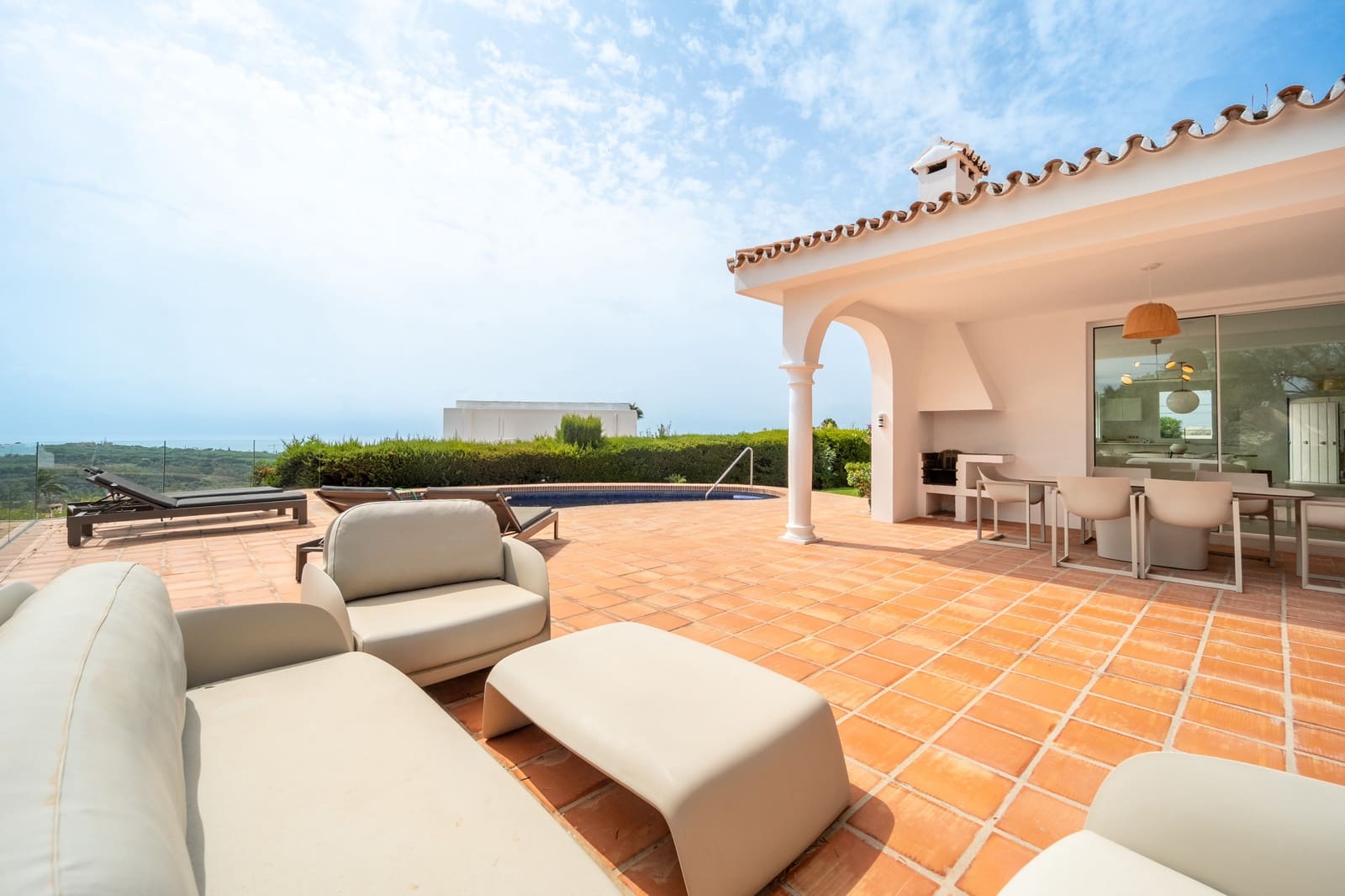 4 soverom Villa til salgs i Marbella med svømmebasseng garasje - € 2 480 000 (Ref: 10026975)