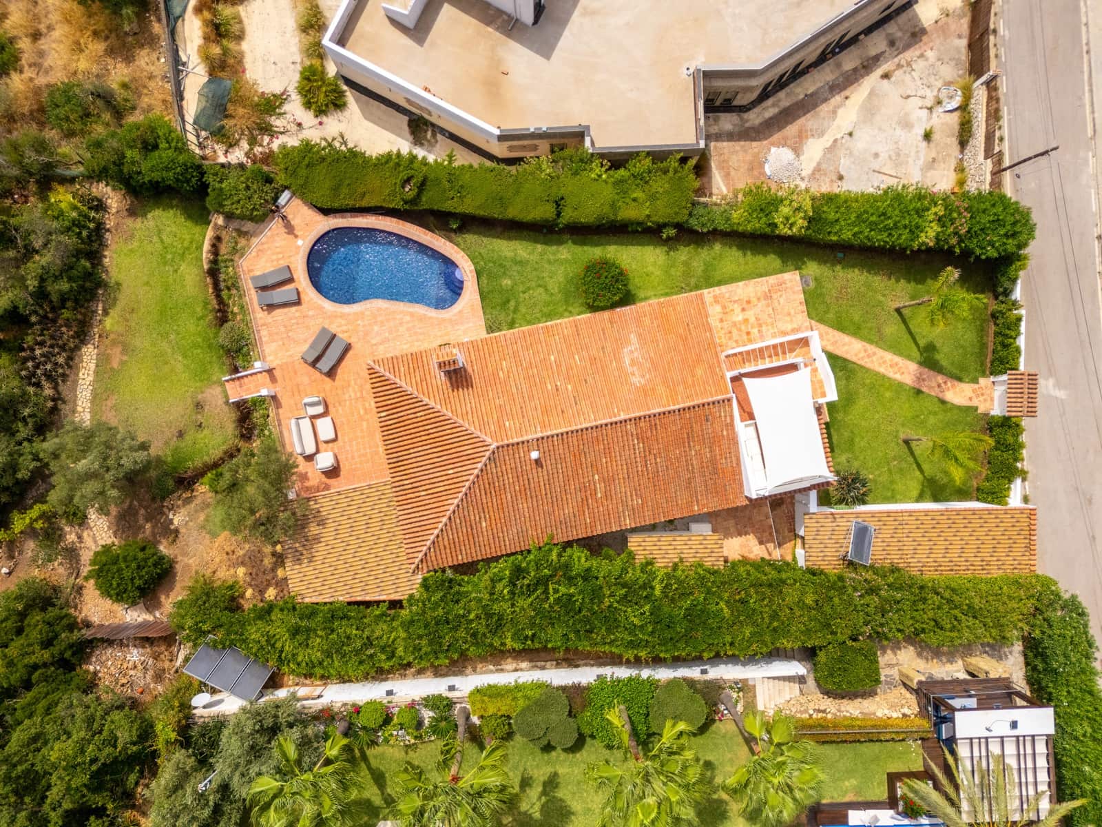 4 soverom Villa til salgs i Marbella med svømmebasseng garasje - € 2 480 000 (Ref: 10026975)