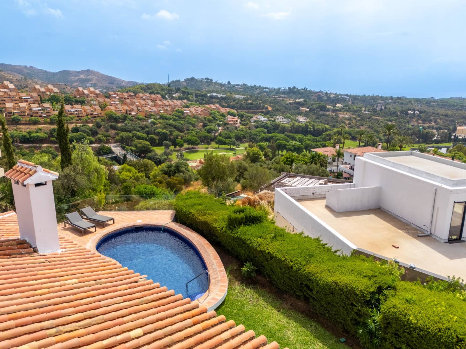 4 soverom Villa til salgs i Marbella med svømmebasseng garasje - € 2 480 000 (Ref: 10026975)