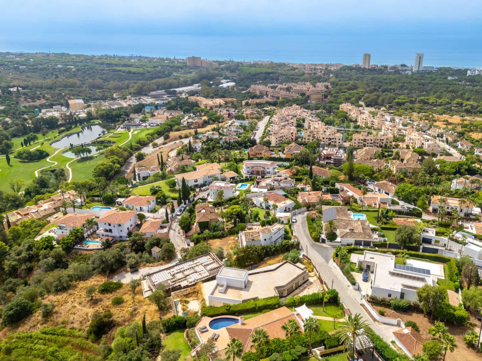 4 soverom Villa til salgs i Marbella med svømmebasseng garasje - € 2 480 000 (Ref: 10026975)