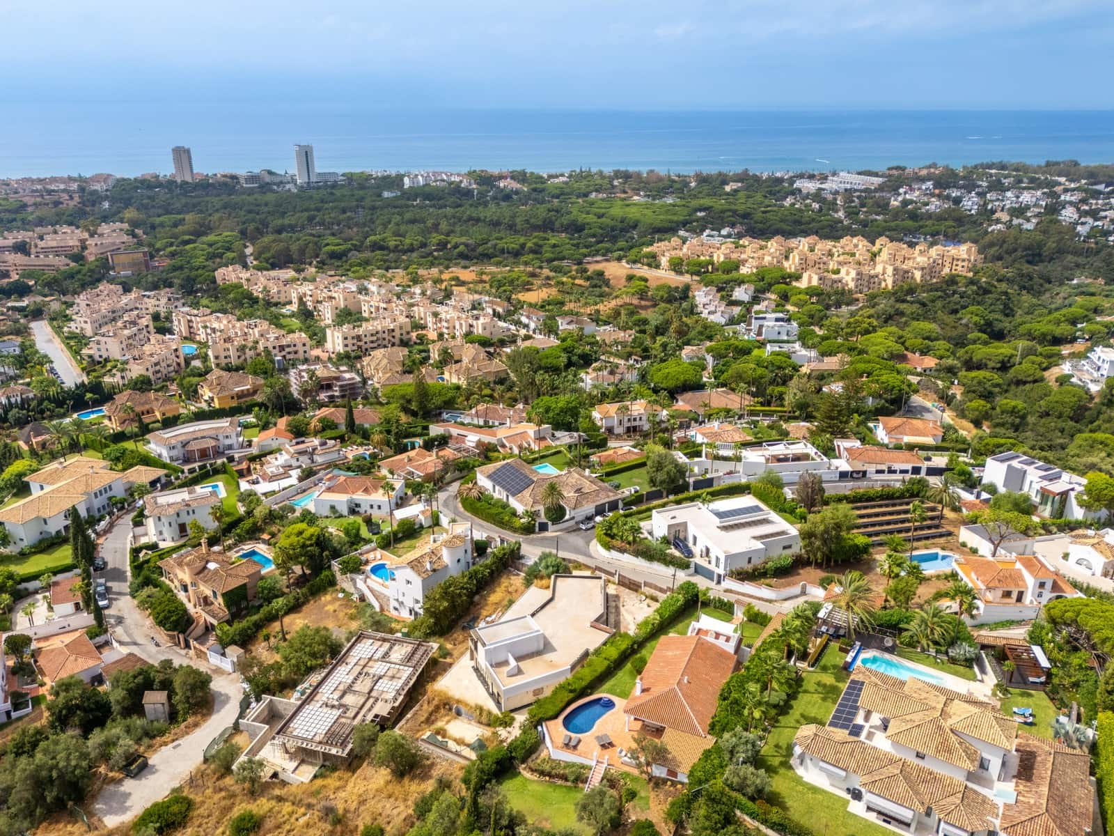 4 soverom Villa til salgs i Marbella med svømmebasseng garasje - € 2 480 000 (Ref: 10026975)