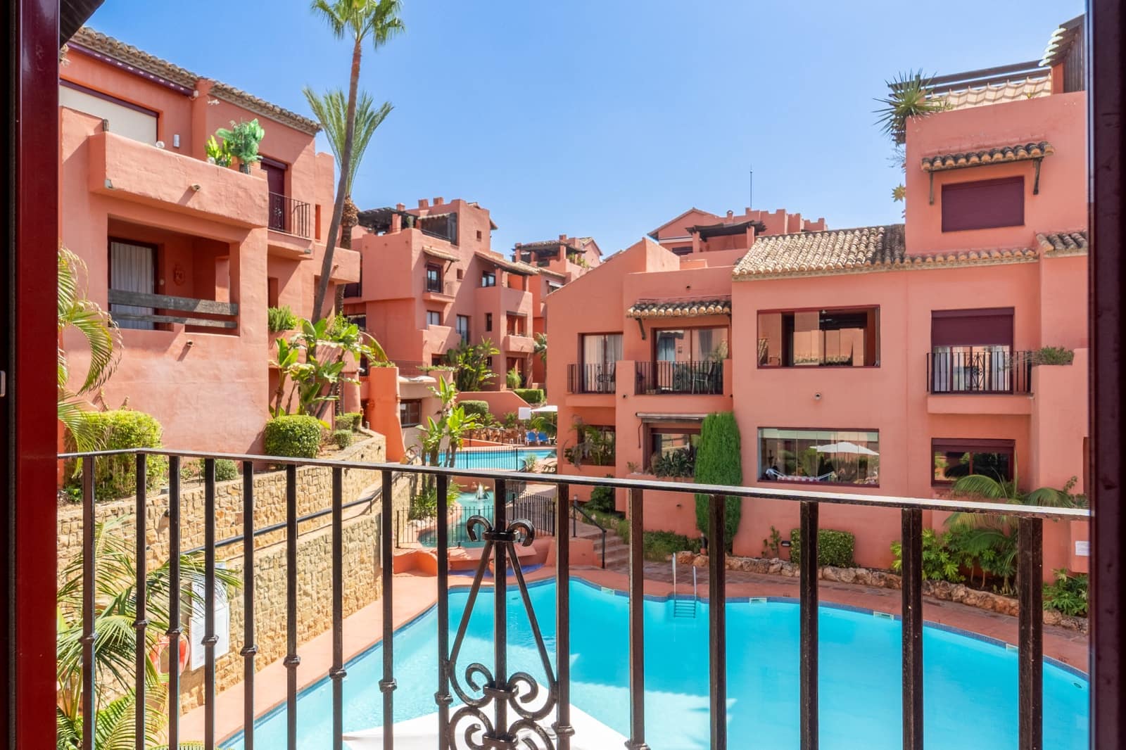 3 soverom Leilighet til leie i Marbella med svømmebasseng garasje - € 2 500 (Ref: 10034304)