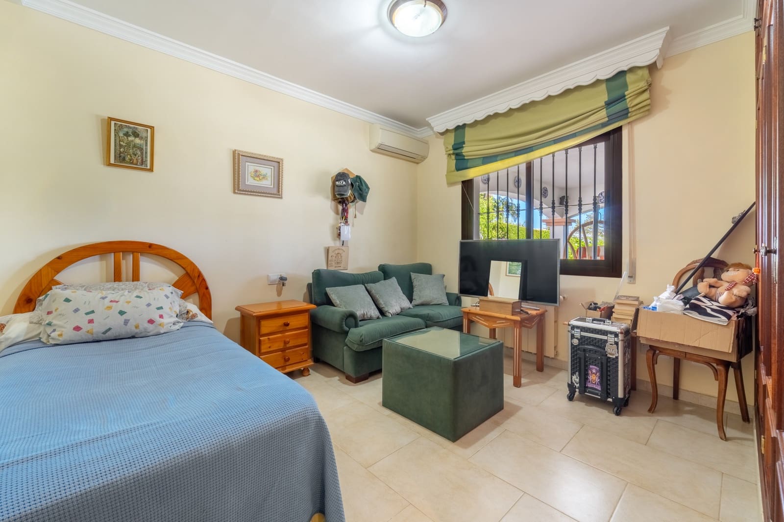 Chalet de 6 habitaciones en Marbella en venta con piscina garaje - 1.595.000 € (Ref: 10040739)