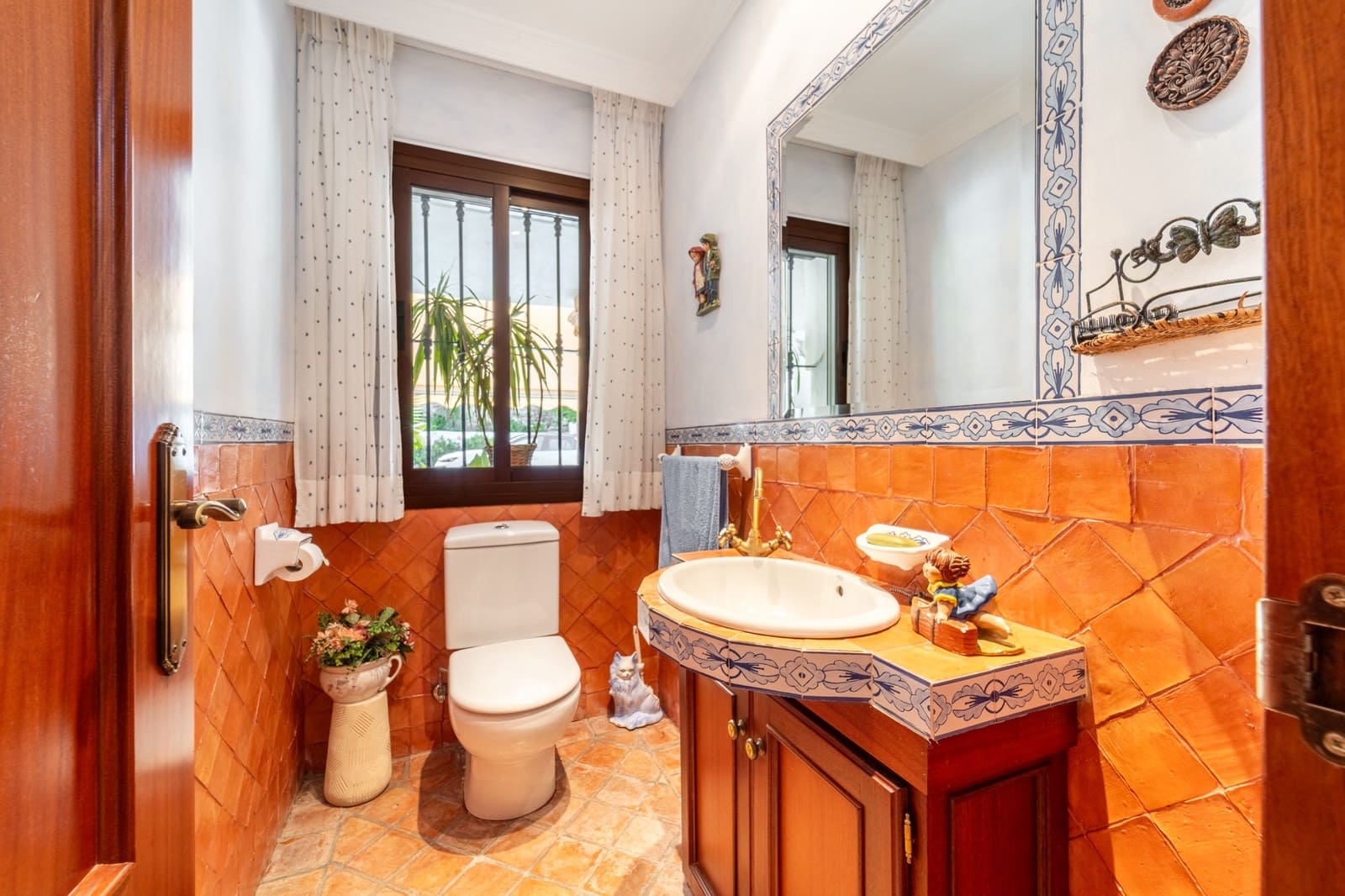 Chalet de 6 habitaciones en Marbella en venta con piscina garaje - 1.595.000 € (Ref: 10040739)