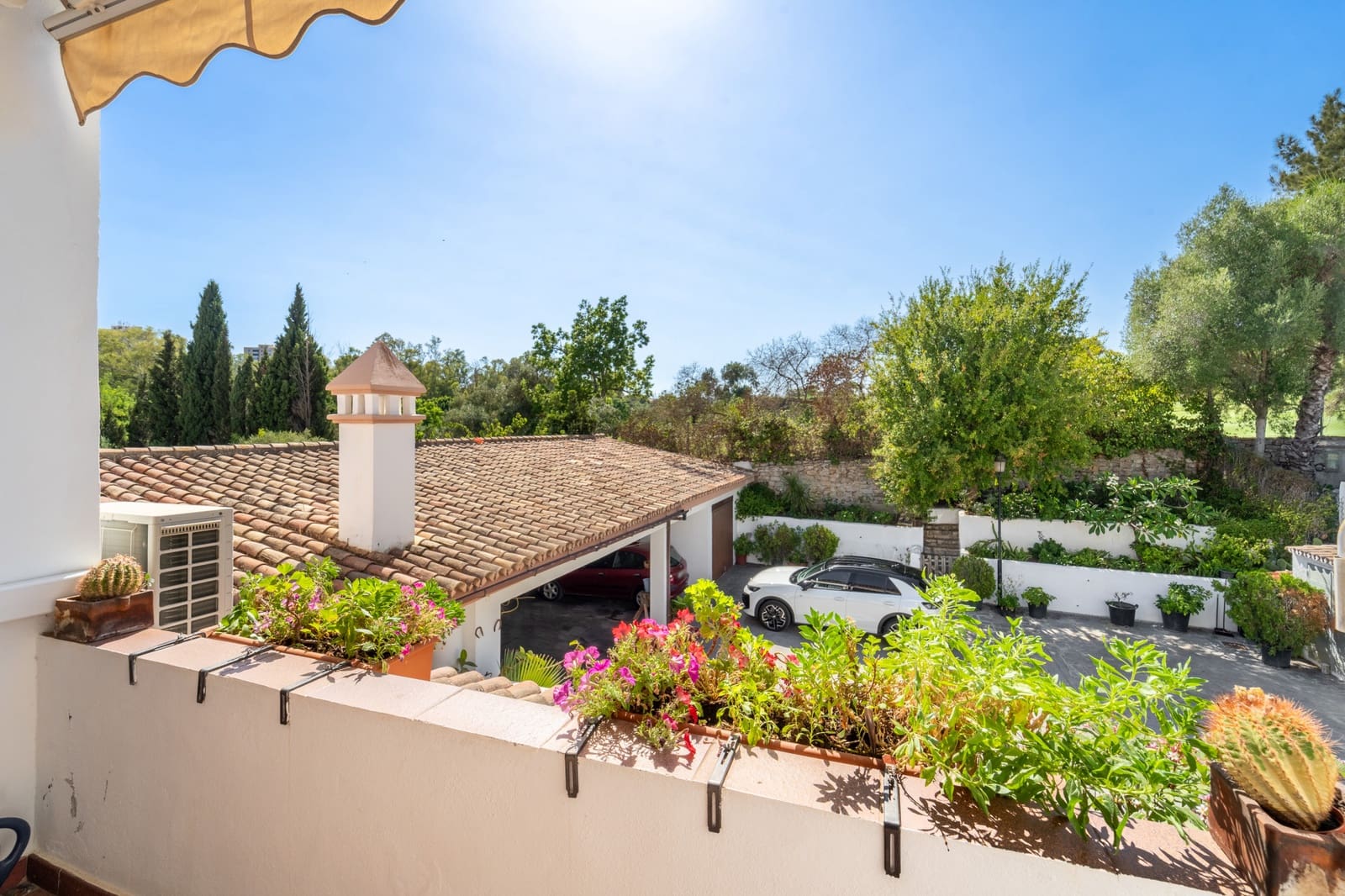 Chalet de 6 habitaciones en Marbella en venta con piscina garaje - 1.595.000 € (Ref: 10040739)