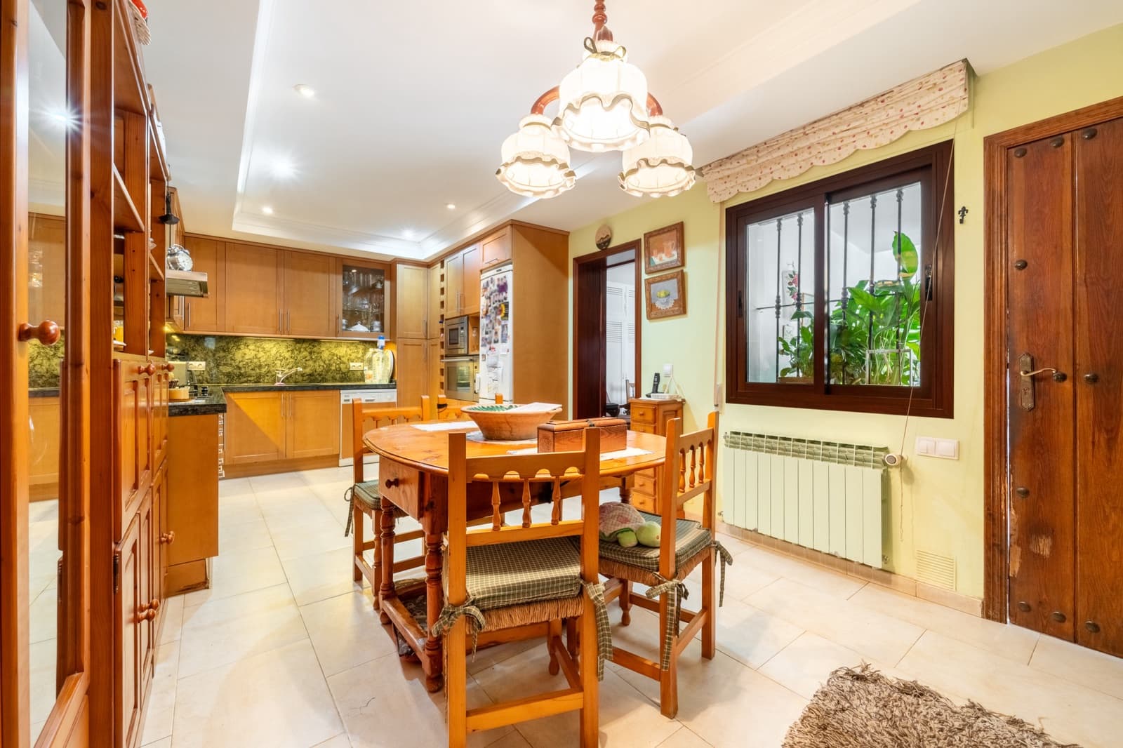 Chalet de 6 habitaciones en Marbella en venta con piscina garaje - 1.595.000 € (Ref: 10040739)